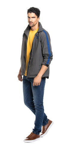 Imagen 2 de 4 de Chaqueta Hombre Easton Gris New Man Ss 2022