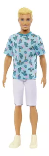 Barbie Fashion & Beauty Muñeco Ken rubio con playera azul y bermudas blancas ideal para los niños amantes de la moda para niñas de 3 años en adelante