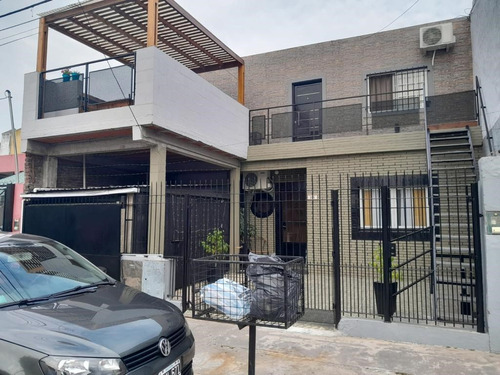 Casa  En Venta En Virreyes, San Fernando, G.b.a. Zona Norte