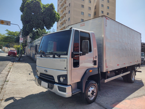 Ford Cargo 1119 2015