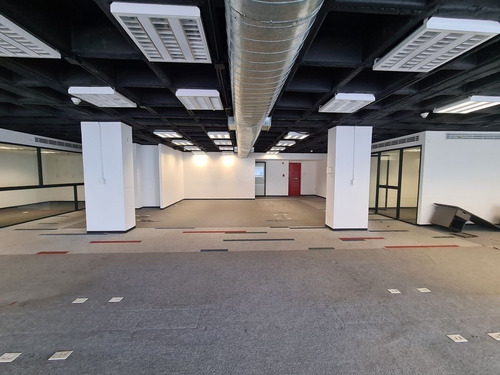 Renta Oficina 150 M2 - Acondicionada -  Lomas De Chapultepec