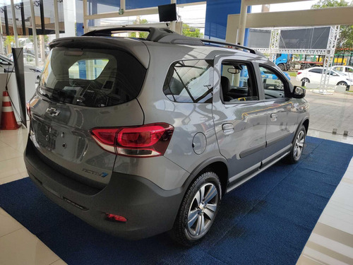 Imagem 5 de 14 de Chevrolet Spin Activ 7 1.8 (flex) (aut)