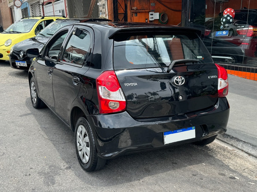 Toyota Etios 1.3 16v Xs 5p