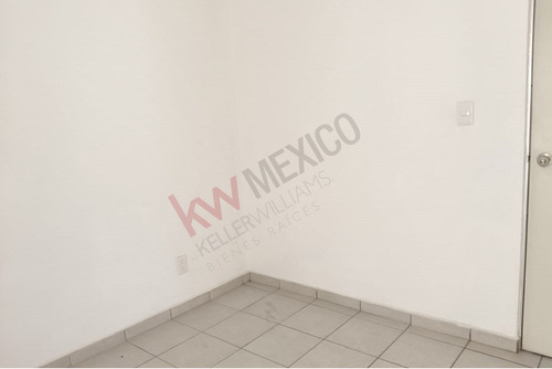 Casa En Venta En Hacienda Del Valle Ii, San Mateo Otzacatipan, Toluca
