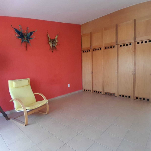 Casa En Fraccionamiento En José G Parres, Jiutepec, Morelos Caen-1192-fr