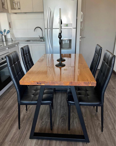 Mesa Comedor Estilo Industrial Con Cubierta De Madera Gruesa