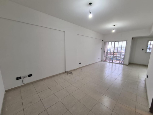 Imagen 4 de 6 de Departamento 2 Ambientes En Venta En Ciudadela