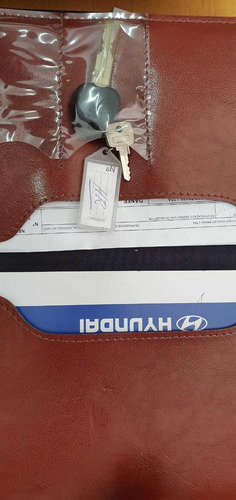 Imagem 7 de 7 de Hyundai Hr 2013 2.5 Hd Cab. Curta S/ Carroceria Tci 2p