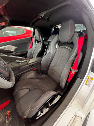Chevrolet Corvette 6.2 V8 Stingray Z51 At