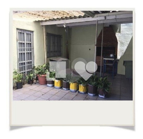 Imagem 3 de 5 de Casa No Bairro Floresta, Própria Para Negócio! - Reo420698
