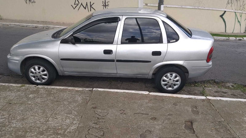 Gm Corsa Sedan A Vista 8900 Aceito Cartão E Financio