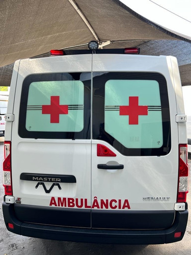 Imagem 8 de 15 de Renault Master Ambulância 2.3 L1h1 Tipo B
