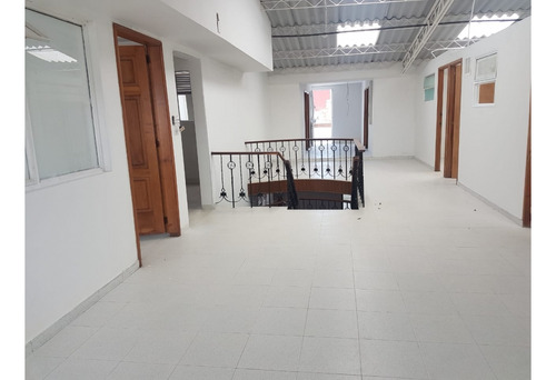 Oficinas Y/o Consultorios Barrio Ciudad Berna, Bogota