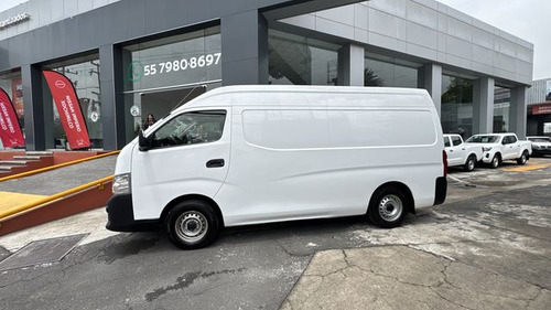 Nissan Urvan 2.5 Panel Amplia Aa Paquete Seguridad Mt