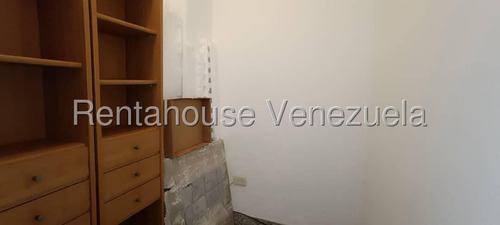 Alquiler De Departamento En Colinas De Bello Monte #25-9402