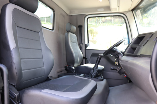Volkswagen 26.280 - 6x4 Ano 2022 Com Cacamba Facchini 16m3