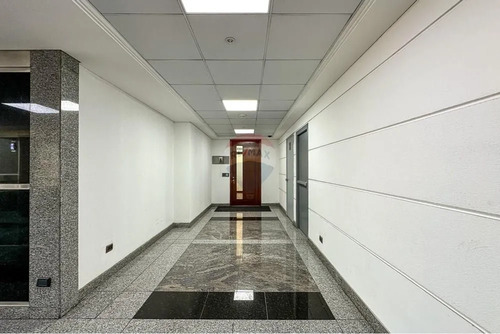 Moderna Y Elegante Oficina En Providencia