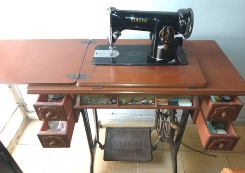 Maquina De Coser Singer