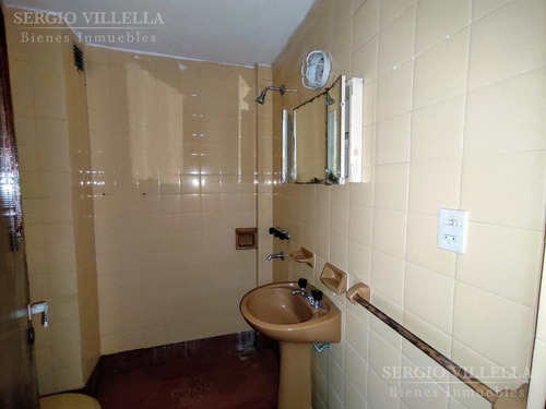 Imagen 9 de 17 de Av. Alberdi 300 - Departamento De Dos Dormitorios En Venta En Rosario