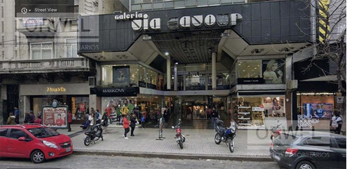 Imagen 1 de 2 de Local En Excelente Ubicación ! Acoyte Y Rivadavia !!!