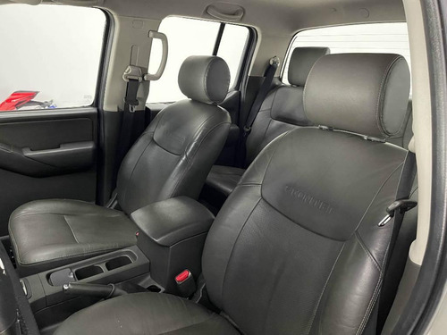Imagem 8 de 12 de Nissan Frontier Sl 4x4 2.5 16v Tdi At