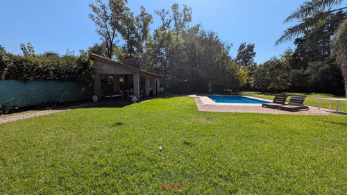 Casa Quinta En Venta En Hostería San Antonio | Luján | 3 Dormitorios | Pileta | Apta Crédito