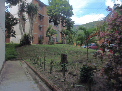 Imagen 22 de 24 de Apartamento En Venta Valle Arriba, Guatire.