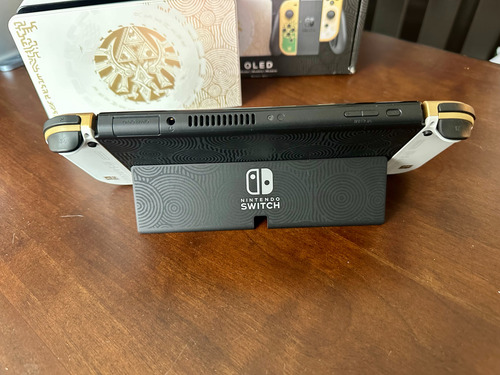 Consola Nintendo Switch Oled The Legend Of Zelda: Totk Dorado (Usado)