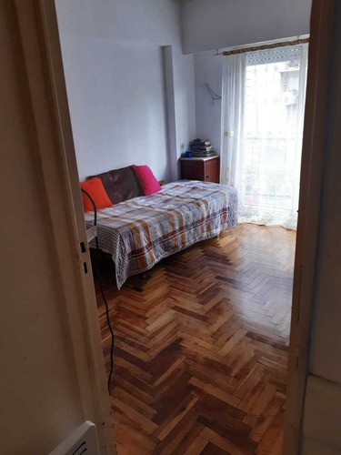 Imagen 3 de 14 de Departamento Dos Ambientes Con Balcón En Once En Venta