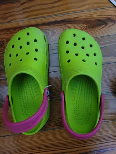 Crocs clearance adidas usadas