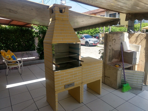 Imagem 5 de 5 de Churrasqueira Pré Moldada 65m + Bancada