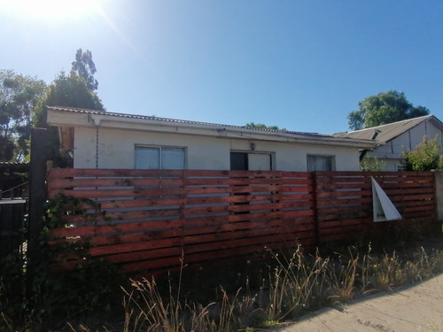 Casa Esquina Con Casa Anexa Av. El Sauce, Placilla