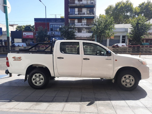 Toyota Hilux 4x4 2.5 Tdi Cab Doble Dx Pack 2014 Financio