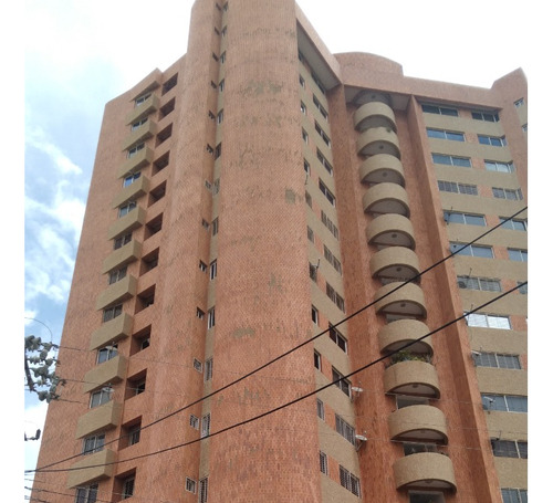 Venta De Apartamento En Res Aquamar, A Pocas Cuadras De Cecilio Acosta Y Delicias