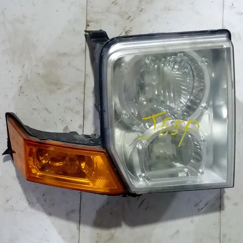 Faro Delantero Jeep Commander (Usado)