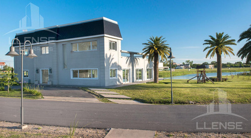 Casa 5 Ambientes En Una Planta, En Venta, Barrio Privado Las Golondrinas