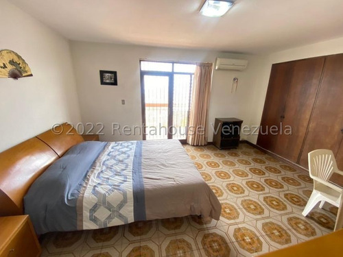 Imagen 5 de 12 de Amplia Casa En Venta Colinas De Santa Mònica Mls #23-7161