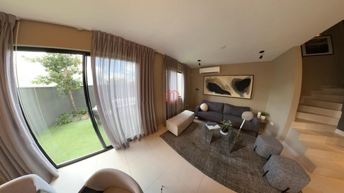 Casa En El Uro