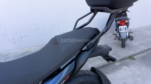 Imagen 6 de 17 de Hero Hunk 160r Moto Con Abs Usada