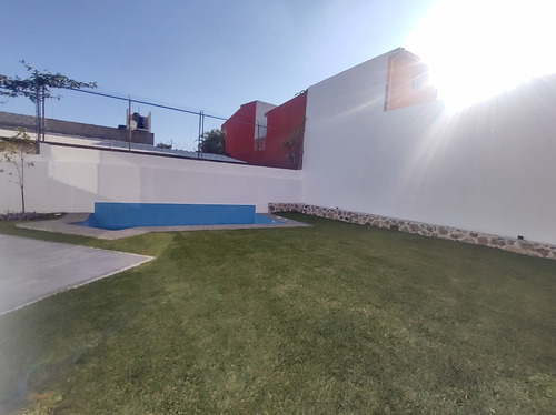 Casa Nueva En Venta En Lomas Tetela, Cuernavaca Morelos.