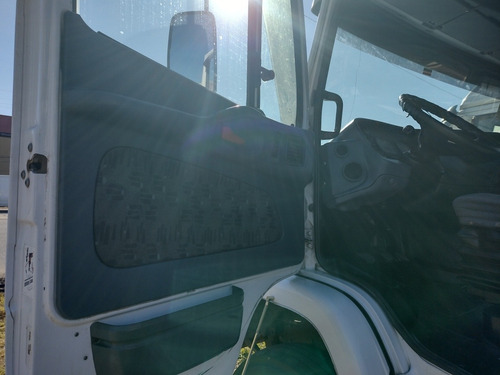 Imagen 6 de 6 de Mercedez Benz 1624 Tractor.