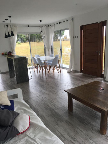 Lo De Piti, Casa En Balneario Buenos Aires