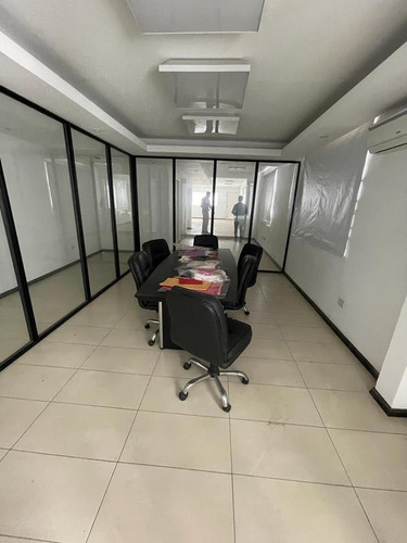 Imagen 9 de 12 de Depósito En Alq/vta De 2080m2 - Pompeya