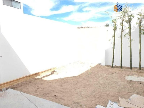 Casa Sola En Venta Residencial Caletto
