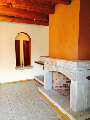 Imagen 1 de 15 de Hermosa Casa Colonial Mexicana En Lomas De Vista Bella