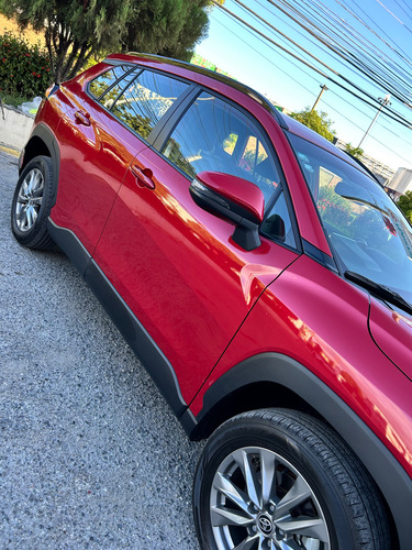 Toyota Corolla Cross Color Rojo Óptimas Condiciones 2,000 Km