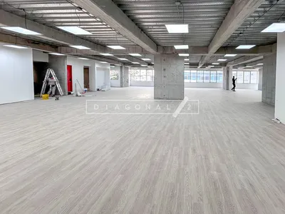 Oficina en arriendo
