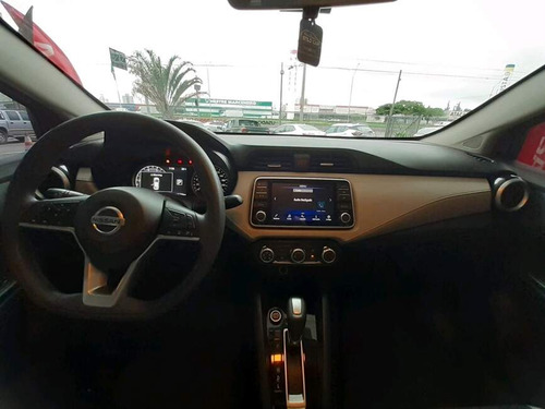 Nissan Versa 1.6 16V FLEX ADVANCE XTRONIC