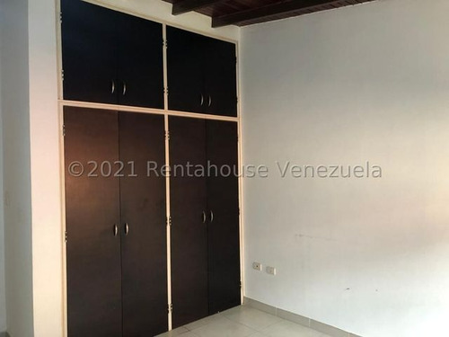 Increible Villa Ubicada En Conjunto Residencial De Solo 19 Casas, Cuenta Con Planta Electrica 100%, Pozo De Agua, Gas Directo, Con Agradables Areas Sociales (piscina, Parrillera)