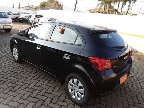 Imagem 6 de 8 de Chevrolet Onix 1.0 Mpfi Lt 8v Flex 4p Manual